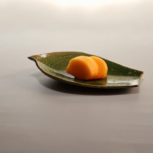 織部蓮花弁向付